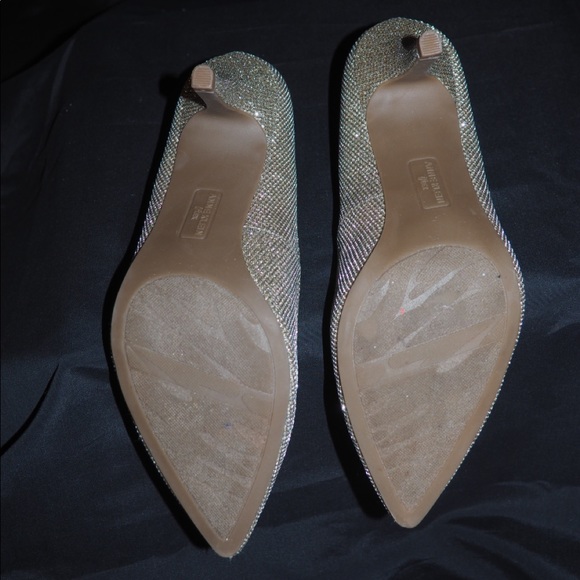 Shoes - Picture 5 of 11